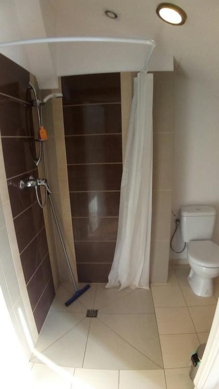 Dworek Poznan Bed and Breakfast Εξωτερικό φωτογραφία